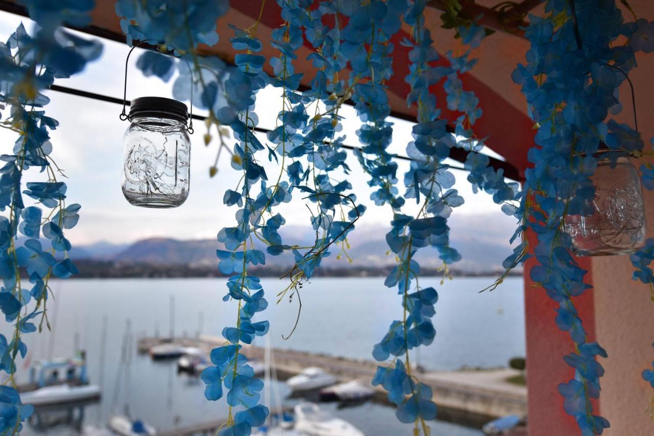 Pura Vida Apartment, Facing Lake Garda Manerba del Garda Exterior foto